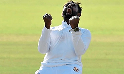 ರಣಜಿ: ಮಧ್ಯಪ್ರದೇಶಕ್ಕೆ ಕರ್ನಾಟಕ ಕಡಿವಾಣ