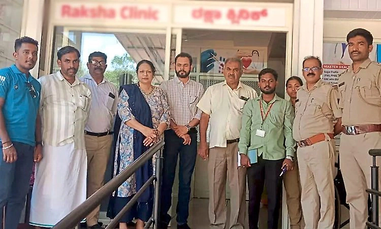Health officials seal unauthorised blood testing clinic in Vittla