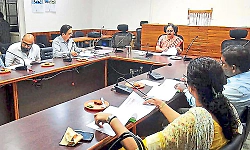 Udupi DC directs officials to seek additional funds for fishermen development