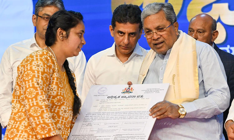 ವಿವಿಧ ಇಲಾಖೆಗಳಲ್ಲಿ ಖಾಲಿ ಇರುವ 2.5 ಲಕ್ಷ ಹುದ್ದೆಗಳು ಹಂತ ಹಂತವಾಗಿ ಭರ್ತಿ: ಸಿಎಂ