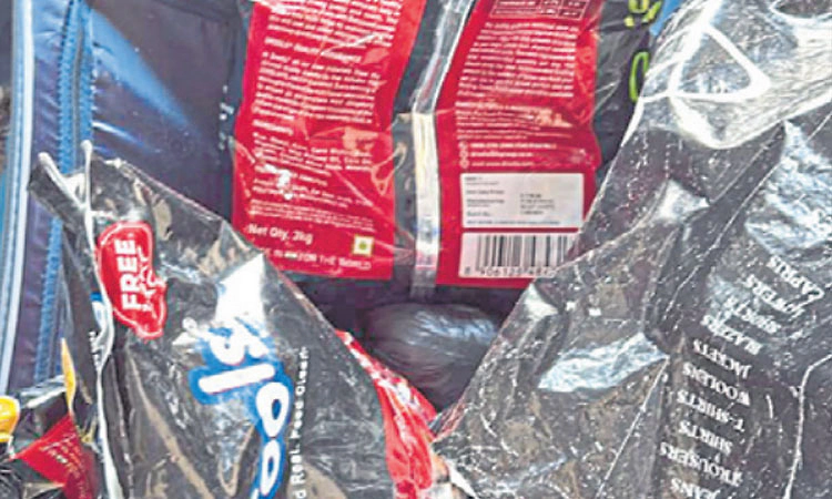 ನಾಯಿಗೆ ನೀಡುವ ಆಹಾರದ ಬಾಕ್ಸಲ್ಲಿ ಬೆಂಗಳೂರಿಗೆ ಬಂದ 10 ಕೋಟಿ ರೂ.ಮೌಲ್ಯದ ಡ್ರಗ್ಸ್! 