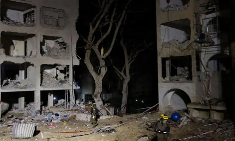 ಇಸ್ರೇಲ್  ಪರಮಾಣು ಕೇಂದ್ರ ಗುರಿಯಾಗಿಸಿ ಇರಾನ್ ದಾಳಿ: 100 ಕ್ಕೂ ಹೆಚ್ಚು ಜನರಿಗೆ ಗಾಯ