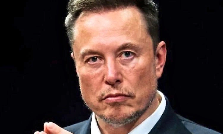 ಅಮೆರಿಕ ಏರ್ಪೋರ್ಟ್‌ ಸಿಬ್ಬಂದಿಗೆ ವೇತನ ನೀಡಲು ಸಿದ್ಧ: ಮಸ್ಕ್‌