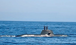 ಅರಬ್ಬೀ ಸಮುದ್ರಕ್ಕಿಳಿದ ಬ್ರಿಟನ್‌ನ ಜಲಂತಾರ್ಗಾಮಿ: ಯುದ್ಧಕ್ಕೆ ಬೆಂಬಲ?