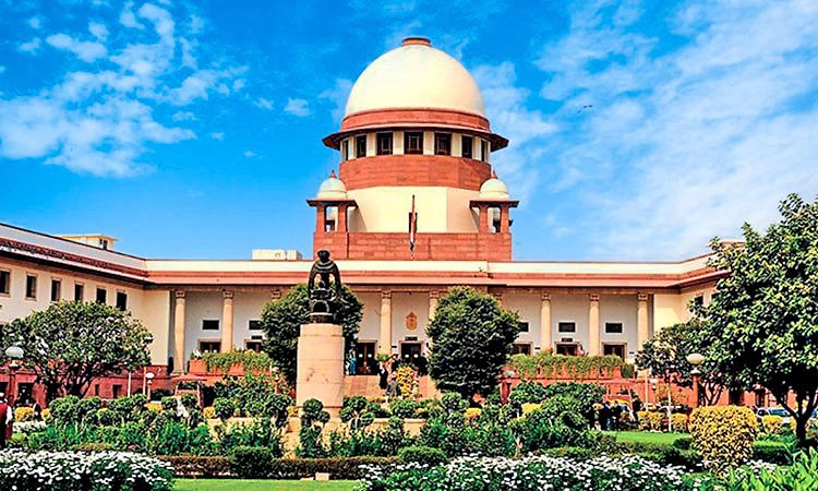 ದೇವರ ಮುಟ್ಟಲು ಬಿಡದಿದ್ದರೆ  ರಕ್ಷಿಸಬಾರದೇ: ಸುಪ್ರೀಂ!