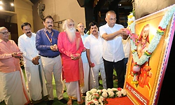 ಶಂಕರಾಚಾರ್ಯರಿಂದಾಗಿ ಹಿಂದೂ ಧರ್ಮ ಉಳಿದಿದೆ: ಸಚಿವ ದಿನೇಶ್ ಗುಂಡೂರಾವ್