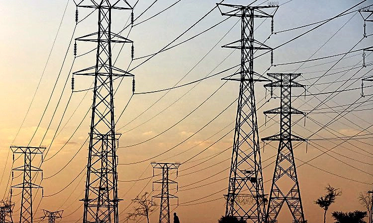 ಎಸ್ಕಾಂಗಳ ಹೊರೆ ತಪ್ಪಿಸಿದ್ದಕ್ಕೆ ಸರ್ಕಾರಕ್ಕೆ ಬರೆ!