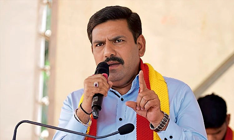 ಸರ್ಕಾರಿ ನೌಕರರಿಗೆ ಏ.22ರವರೆಗೂ ಸಂಬಳ ನೀಡದ ಸರ್ಕಾರ: ಬಿವೈವಿ