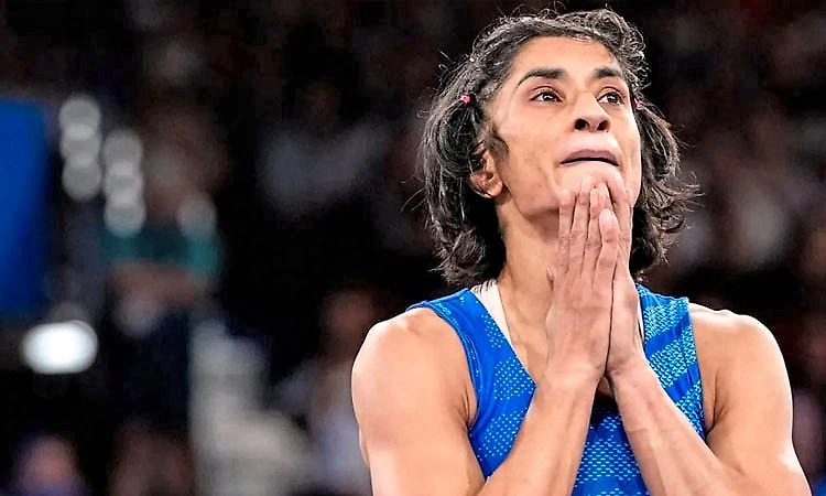 ವಿನೇಶ್‌ರನ್ನು ಅನರ್ಹಗೊಳಿಸಿದ ಕುಸ್ತಿ ಸಂಸ್ಥೆಗೆ ಕೋರ್ಟ್‌ ತರಾಟೆ