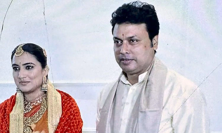 ಬಿಜೆಪಿ ನಾಯಕನ ಕೈ ಹಿಡಿದ ಕನ್ನಡದ ʼಟಗರುʼ ಖ್ಯಾತಿಯ ನಟಿ 