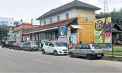 ಪಾರ್ಕಿಂಗ್‌ ಸಮಸ್ಯೆಗೆ ಸಿಲುಕಿದ ಸುಳ್ಯ ನಗರ