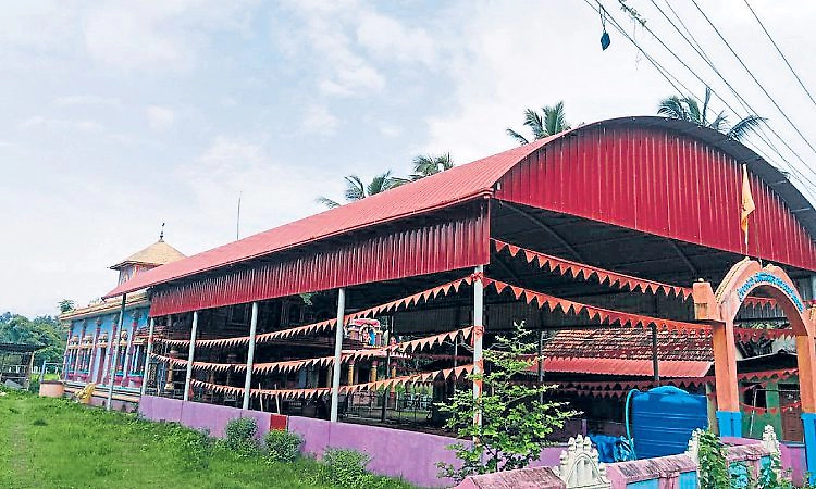 ಕಂಚುಗೋಡು: ಹೊಸಾಡಿಗೆ ದೂರ; ತ್ರಾಸಿಗೆ ಹತ್ತಿರ