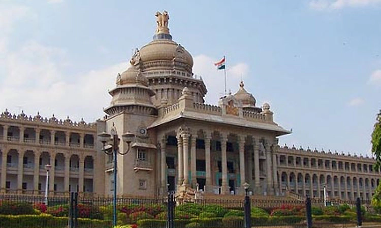 ಸಂಪುಟ ವಿಸ್ತರಣೆ ಮುಂದಿನ ವಾರಕ್ಕೆ: 2 ಡಿಸಿಎಂ; ಸಂಪುಟದಲ್ಲಿ ಜಾತಿ ಸಮೀಕರಣಕ್ಕೆ ಮುಂದಾದ ಸಿಎಂ