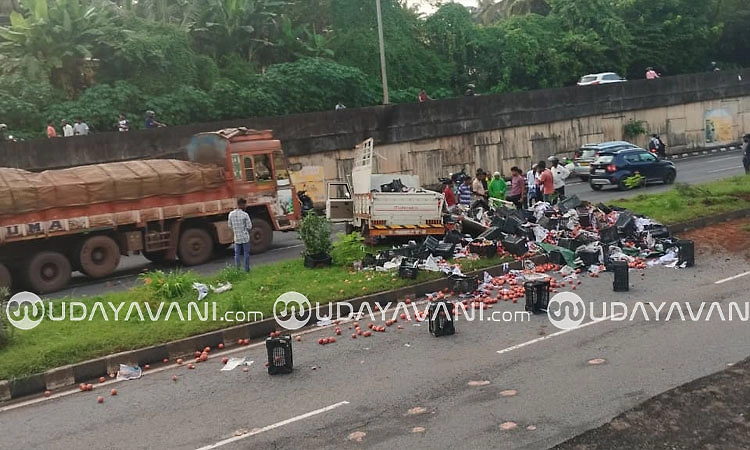 Udupi: ಟೈರ್‌ ಸ್ಫೋಟಗೊಂಡು ಪಿಕಪ್ ವಾಹನ ಪಲ್ಟಿ; ಕೆಲಕಾಲ ಸಂಚಾರಕ್ಕೆ ಅಡಚಣೆ
