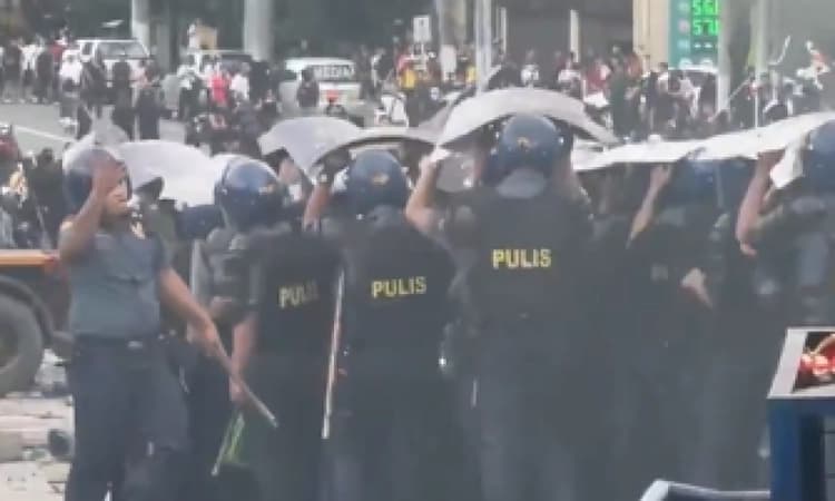 After Nepal, Philippines erupts in anti-corruption protests