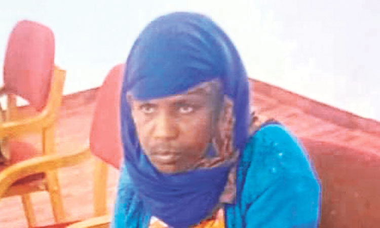 ಬೇಲೂರಲ್ಲಿ ಗಣೇಶ ವಿಗ್ರಹಕ್ಕೆ ಚಪ್ಪಲಿ ಹಾರ!