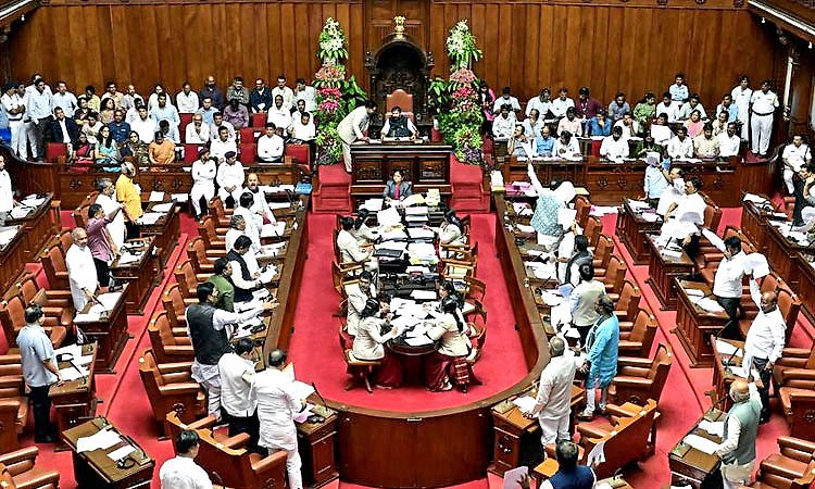 ರಾಜಕೀಯ ಬೇಡವೆಂದರೂ "ಬರ'ದಲ್ಲಿ ರಾಜಕೀಯ!