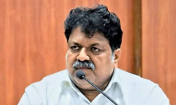 ಹಕ್ಕುಪತ್ರ ಕೊಡುತ್ತೀರೋ? ಕಸ್ತೂರಿ ರಂಗನ್‌ ವರದಿ ಜಾರಿ ಮಾಡುತ್ತೀರೋ?