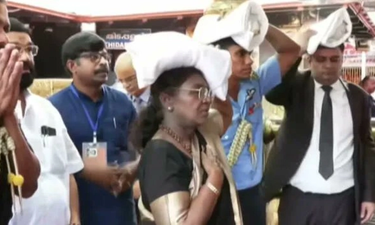 President Murmu offers prayers at Sabarimala Lord Ayyappa temple
