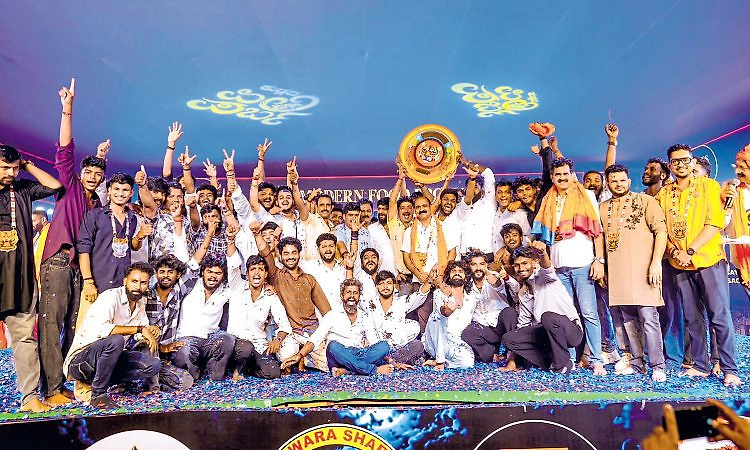 ಪಿಲಿ ನಲಿಕೆಯ ಪರ್ಬದಲ್ಲಿ ಪೊಳಲಿ ಟೈಗರ್ಸ್‌ ಮೋಡಿ!