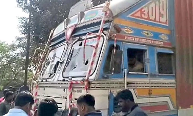Drunk container truck driver causes chain accident in Anekal, four injured