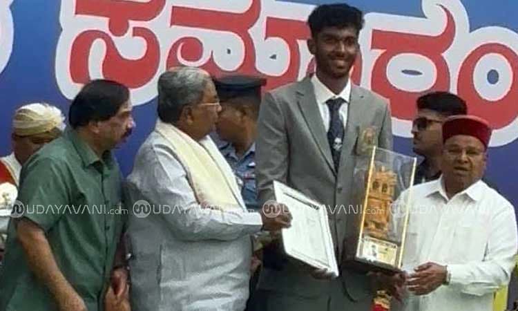 Karkala: ಬ್ಯಾಡ್ಮಿಂಟನ್‌ ಆಟಗಾರ ಕಾರ್ಕಳದ ಆಯುಷ್ ಶೆಟ್ಟಿಗೆ "ಕೆಒಎ" ಪ್ರಶಸ್ತಿ ಪ್ರದಾನ