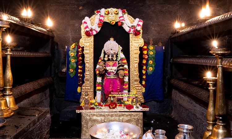 ದೇವರ ಪುಷ್ಪಾಲಂಕಾರ; ಇಂದಿನ ಫೋಟೋ ಆಲ್ಬಂ