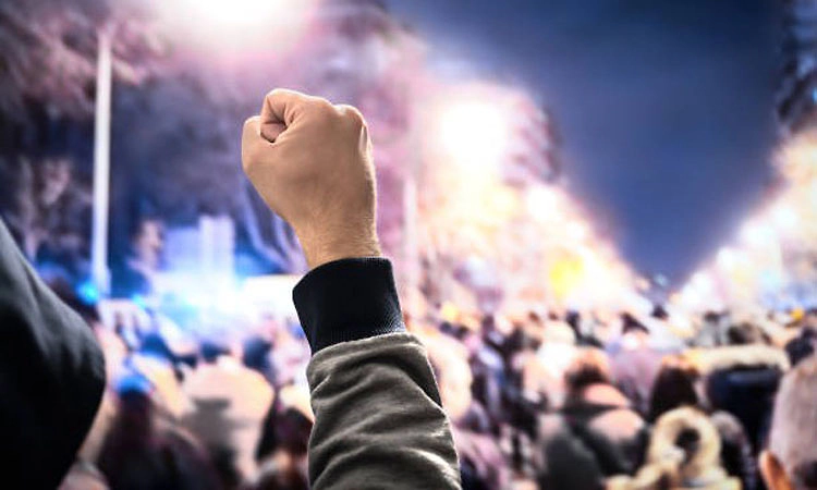 Manipur: Mob tries to barge into Kuki Zo Council chairman's residence, armed men open blank fire