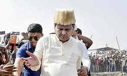 West Bengal election; ಹುಮಾಯೂನ್ ಕಬೀರ್ ಪಕ್ಷದ ಜತೆ ಓವೈಸಿ ಮೈತ್ರಿ: ಬಿಜೆಪಿ ಆಕ್ರೋಶ