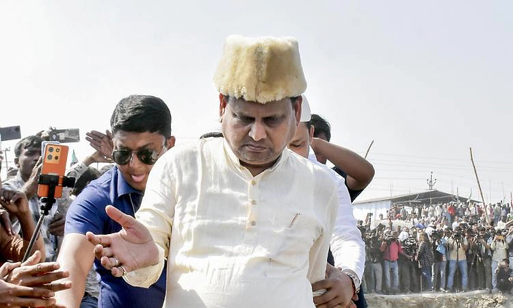 West Bengal election; ಹುಮಾಯೂನ್ ಕಬೀರ್ ಪಕ್ಷದ ಜತೆ ಓವೈಸಿ ಮೈತ್ರಿ: ಬಿಜೆಪಿ ಆಕ್ರೋಶ