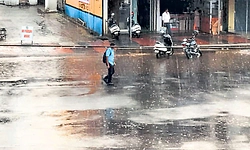 ಕಾರ್ಕಳ: ವಿವಿಧೆಡೆ ಗುಡುಗು ಸಹಿತ ಮಳೆ 