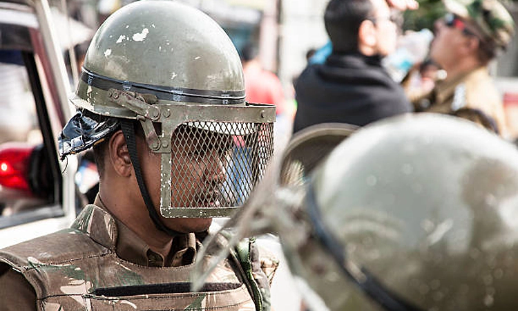 Bengal polls: Clashes erupt between locals, security personnel in Birbhum over EVM glitches