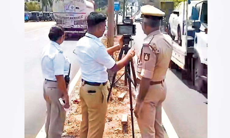 Mangaluru; ಹೆದ್ದಾರಿಯಲ್ಲಿ ವೇಗ ನಿಗಾಕ್ಕೆ ಸ್ಪೀಡ್‌ ಗನ್‌ ಕೆಮರಾ