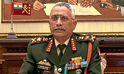 ತಮ್ಮ ಆತ್ಮಕತೆಯನ್ನು ಪ್ರದರ್ಶಿಸಿದ ರಾಹುಲ್ ವಿರುದ್ಧ ಜ.ನರವಣೆ ಕಿಡಿ