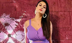 Actress Tanisha Kuppanda lashes out at photographer over dating message