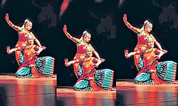 ನವನವೋನ್ಮೇಷಶಾಲಿ ಯುಗಳ ರಂಗಾರೋಹಣ
