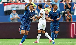 Messi's World Cup record in sight as Mbappe powers France to victory over Iraq