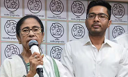 Rebel MLAs' defiant move: Mamata Banerjee, Abhishek expelled from the party she founded!