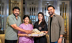 ತಾಯಿ ಆಗುತ್ತಿರುವ ಸಮಂತಾಗೆ ಮನೆಗೆ ಕರೆಸಿ ವಿಶೇಷ ಉಡುಗೊರೆ ನೀಡಿದ ಚಿರಂಜೀವಿ ದಂಪತಿ 