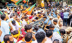 ದೇಶಾದ್ಯಂತ ಕಾಂಗ್ರೆಸ್‌ - ಬಿಜೆಪಿ ಜಟಾಪಟಿ