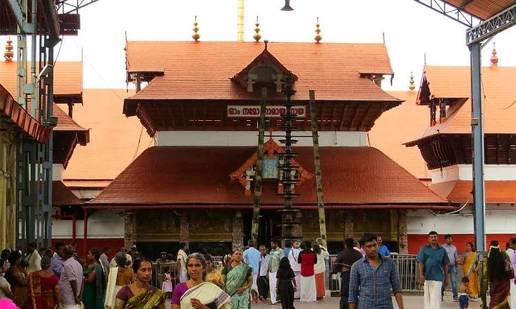Keralam: Record 416 weddings held at Guruvayur temple in seven hours