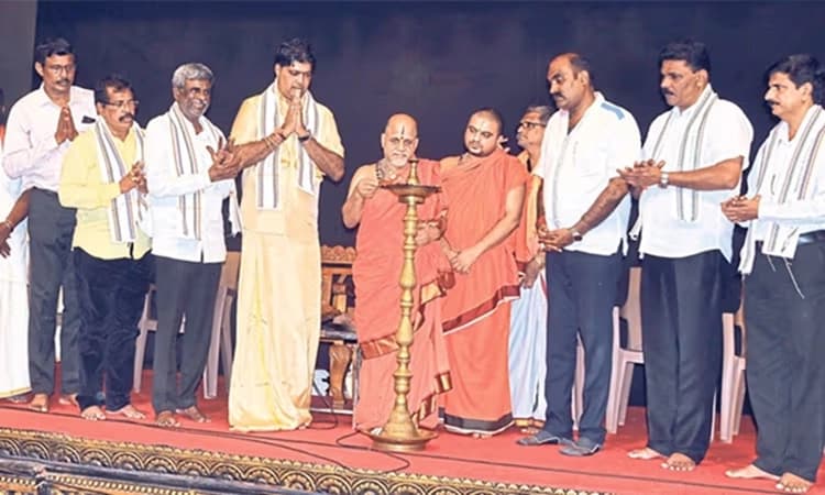 Udupi Dasara celebrations inaugurated at Sri Krishna Math with grandeur