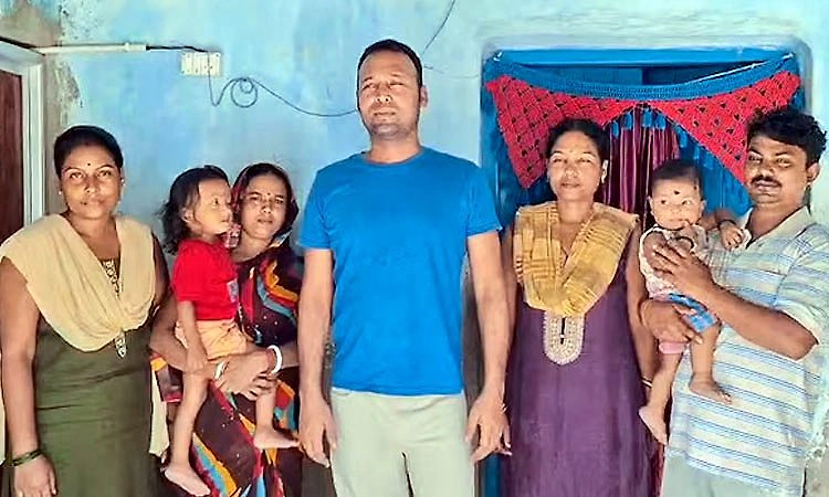 ಉದ್ಯೋಗದ ಹೆಸರಲ್ಲಿ ಮೋಸ: ಪ.ಆಫ್ರಿಕಾದಲ್ಲಿ ಸಿಲುಕಿದ್ದ ಬಿಹಾರದ ವ್ಯಕ್ತಿ ತಾಯ್ನಾಡಿಗೆ ವಾಪಸ್
