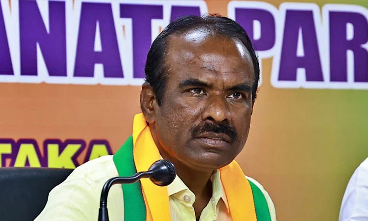 ರಾಜ್ಯದ ಆರ್ಥಿಕತೆ ಬಗ್ಗೆ ಶ್ವೇತಪತ್ರ ಹೊರಡಿಸಿ: ರವಿಕುಮಾರ್ ಆಗ್ರಹ