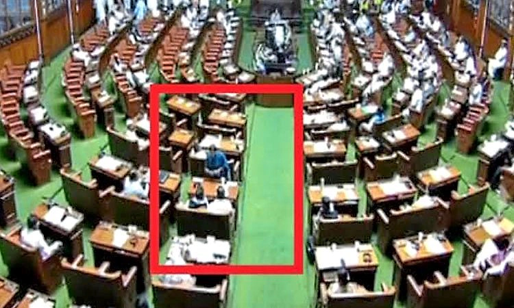ಸದನದಲ್ಲಿ 3 ಕಾಂಗ್ರೆಸ್‌ ಶಾಸಕರ ಪರಸ್ಪರ ಜಗಳ