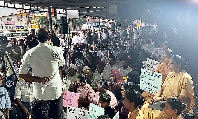 Protest against SIR held in Mangaluru