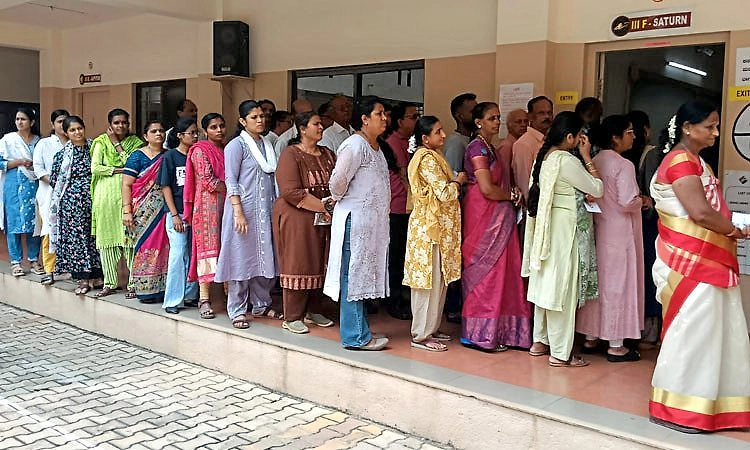 ಪಶ್ಚಿಮ ಪದವೀಧರ ಕ್ಷೇತ್ರದಲ್ಲಿ ಶೇ.75.61 ರಷ್ಟು ಮತದಾನ