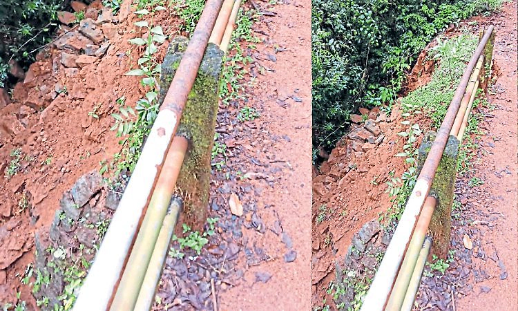 Goliyangadi: ಹಂಜಾ-ಕಾರಿಮನೆ ಸಂಪರ್ಕಿಸುವ ಕಾಲುಸಂಕ ಕುಸಿತ