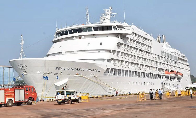 First cruise vessel of 2025-26 season calls at New Mangalore port