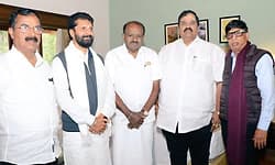 ಟ್ರಂಪ್‌ ರೀತಿ ಹೊಸ ತೆರಿಗೆ ಹಾಕುವಲ್ಲಿ ಸಿದ್ದರಾಮಯ್ಯ ಎಕ್ಸ್‌ಪರ್ಟ್‌:ಎಚ್‌.ಡಿ.ಕುಮಾರಸ್ವಾಮಿ